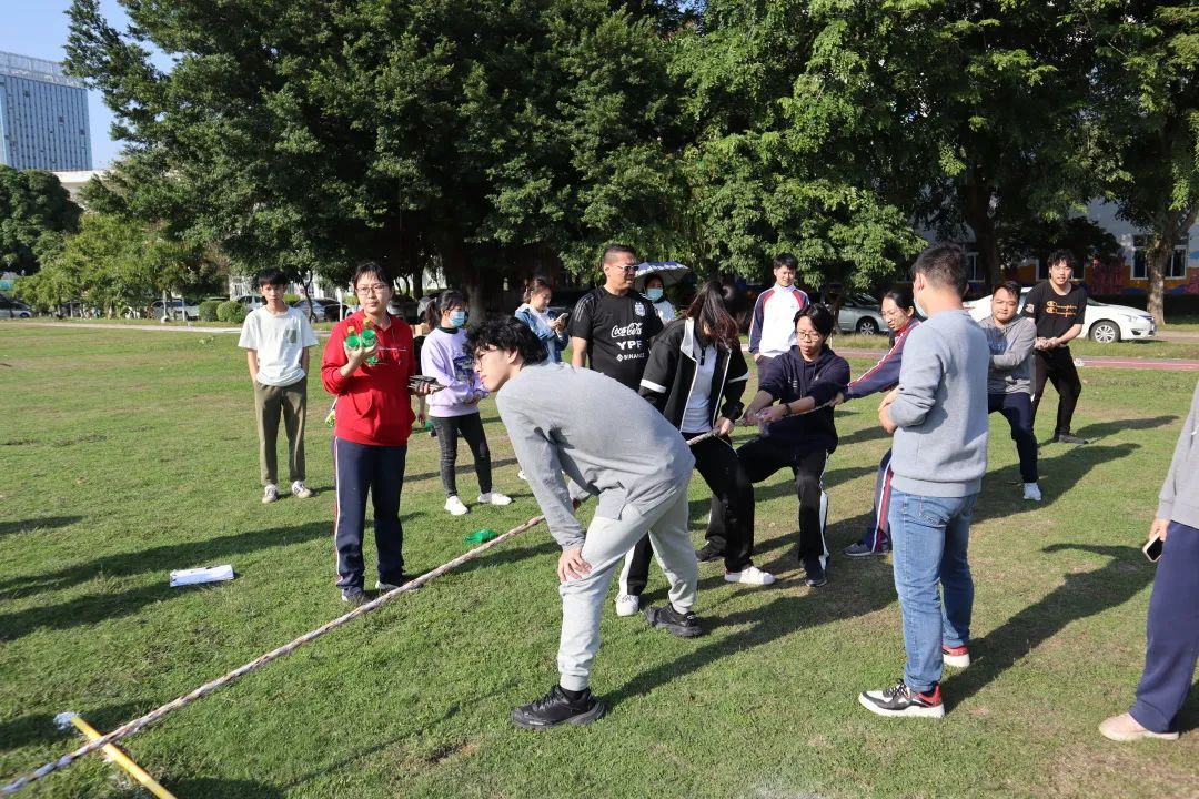 顽强拼搏，超越自我——珠海英华第三届趣味运动会精彩回顾