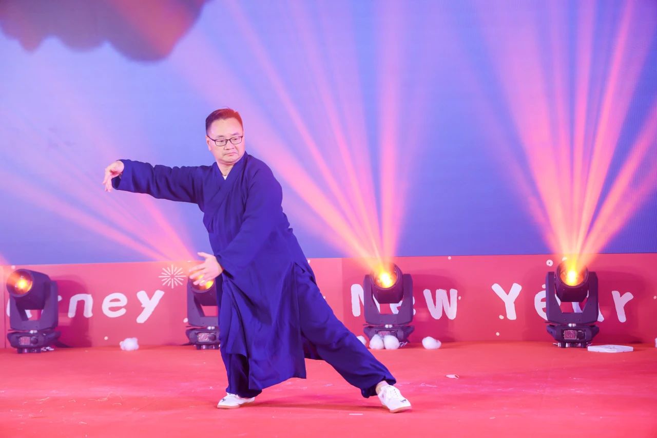 新征程· 龙腾东方 | 2024英华双旦晚会精彩回顾